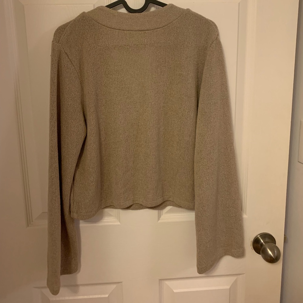 Sweater - Picture 3 of 3